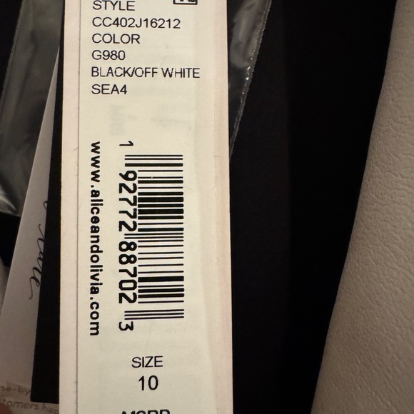 NWT Alice + Olivia Breann Black/Off White Vegan Leather Blazer Size 10 - Picture 6 of 10
